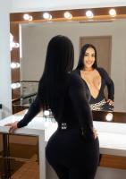 677375106: Chica busca chico en Barcelona