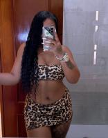 697368248: Chica busca chico en Barcelona