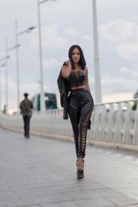Chica busca chico en Madrid: 