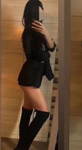 613982853: Chica busca chico en Madrid