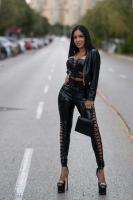 667049720: Chica busca chico en Madrid