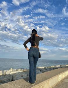 697496902: Chica busca chico en Valencia