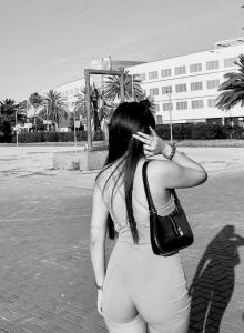 697496902: Chica busca chico en Valencia