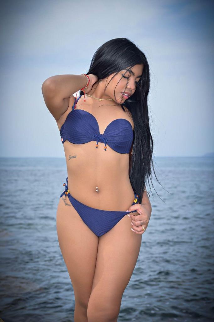 617572093: Chica busca chico en Madrid