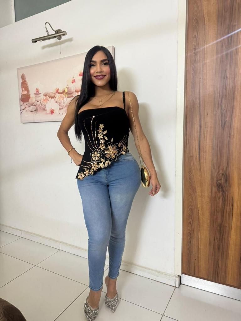 613608769: Transexual en Granada