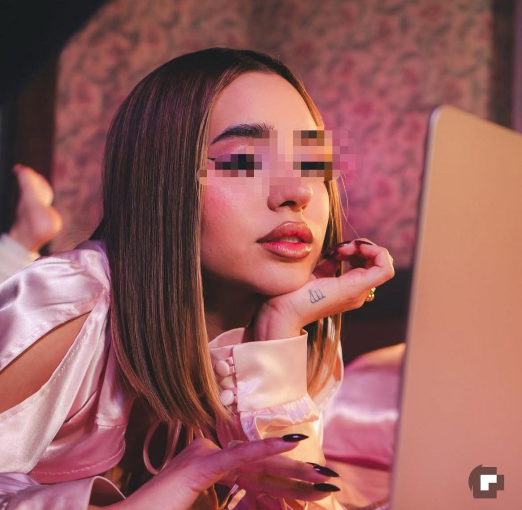 Chica busca chico en Tenerife: 