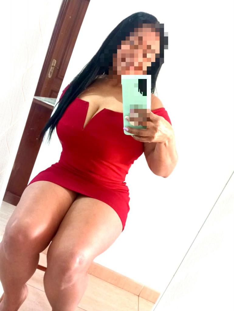 Chica busca chico en La Coruña: 