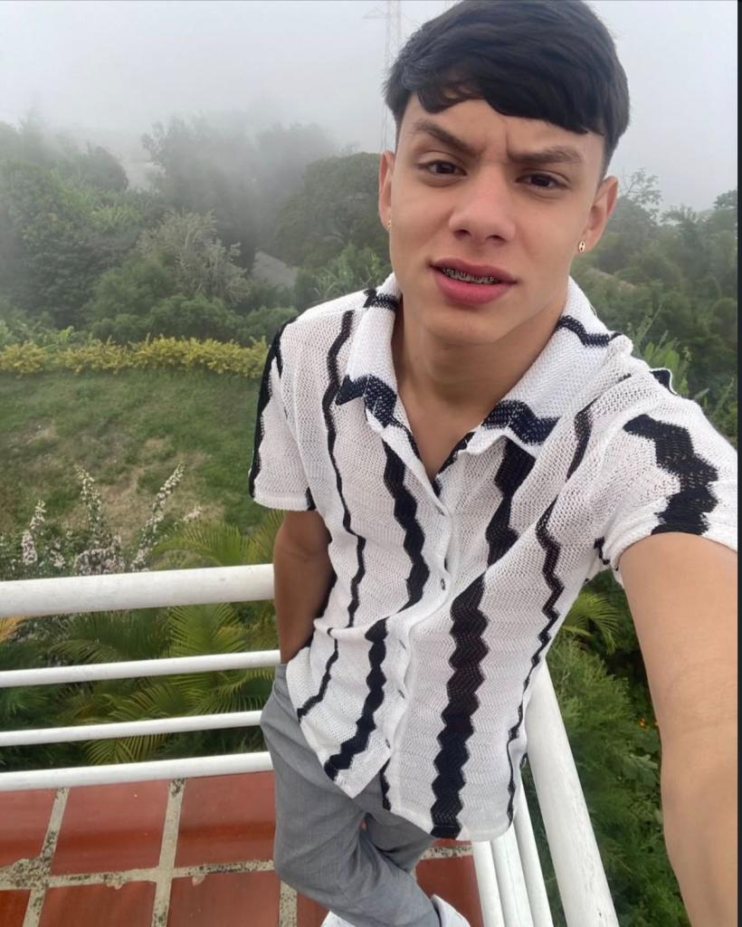 Chico busca chica en Tenerife: 