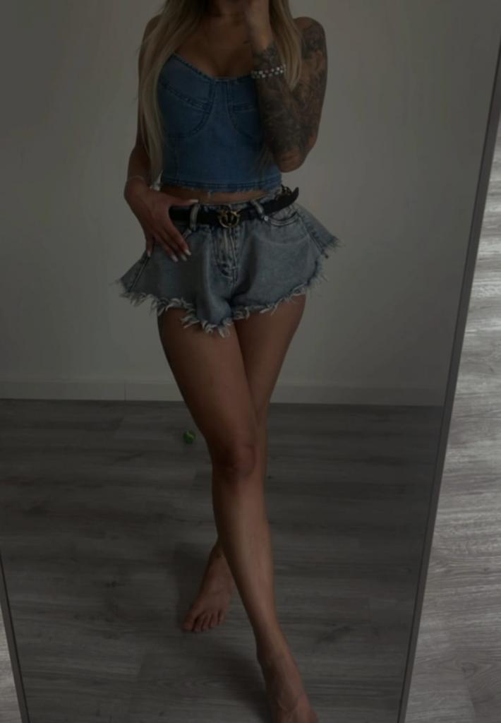 Chica busca chico en La Coruña: 