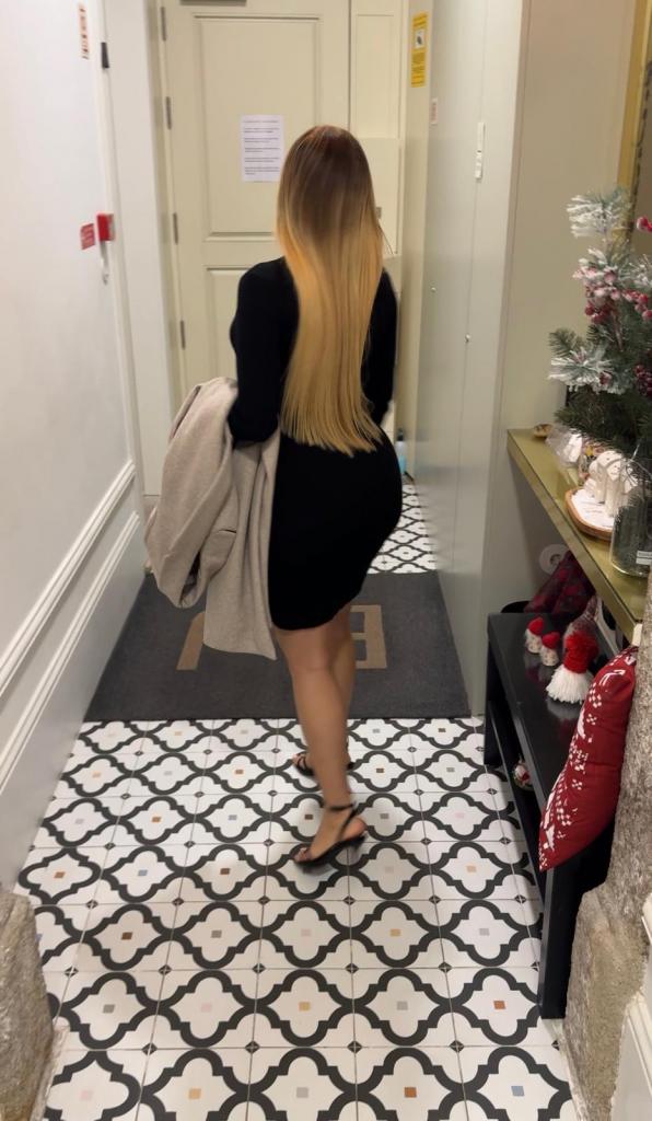 671947813: Chica busca chico en Sevilla