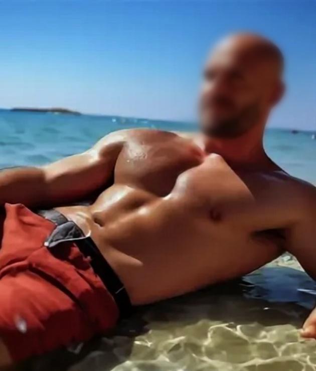 617463565: Chico busca chica en Sevilla