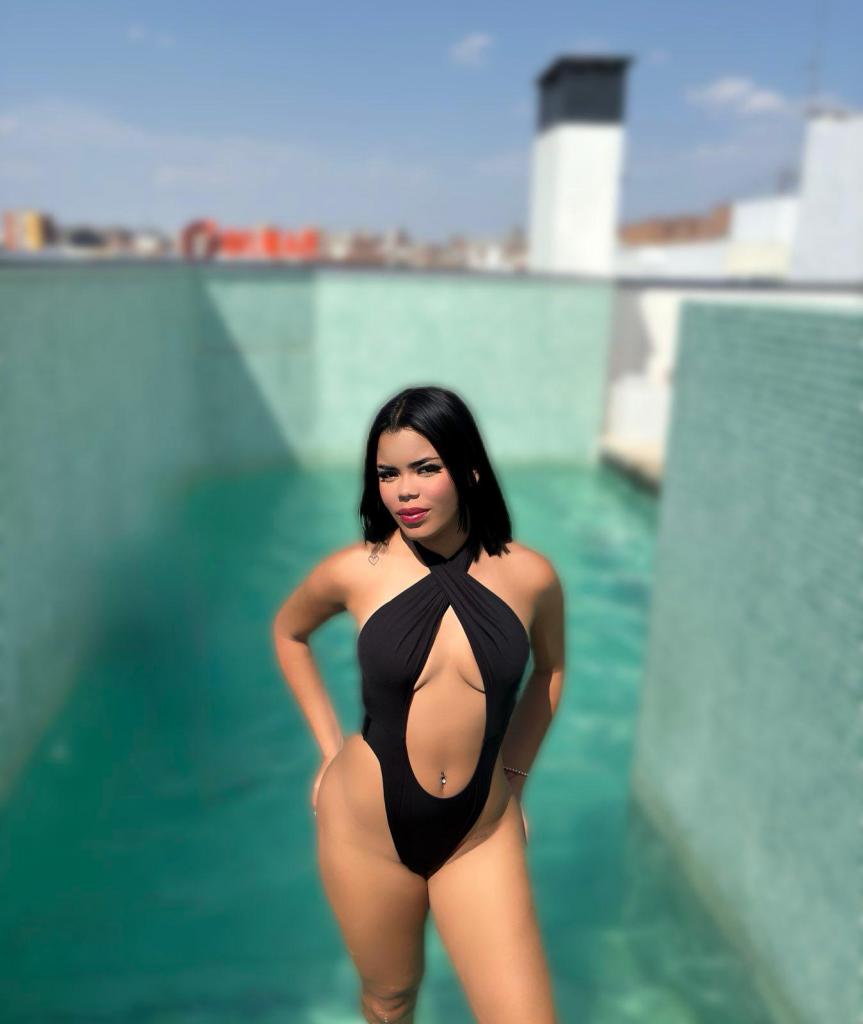 Chica busca chico en La Coruña: Chica busca chico