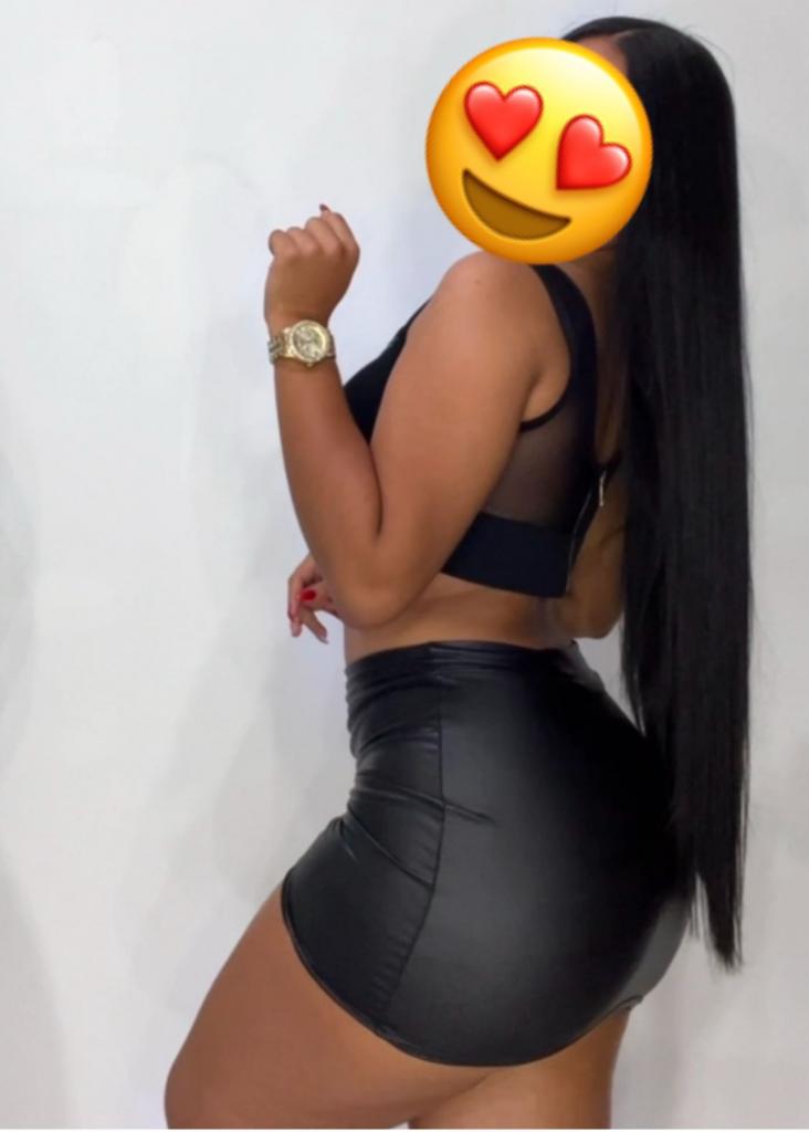 Chica busca chico en Cádiz: 