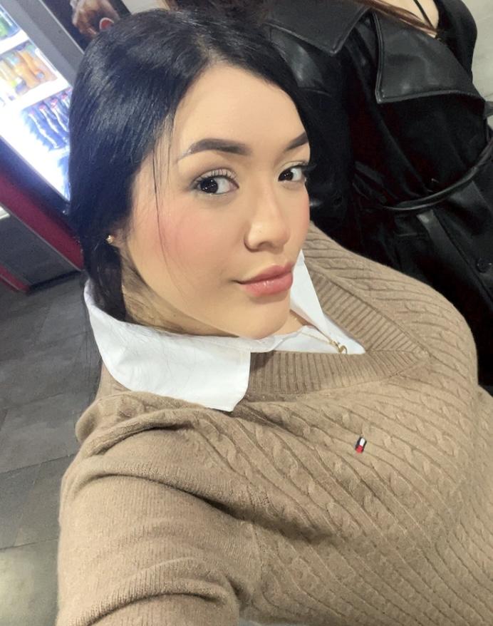 Chica busca chico en Almería: 