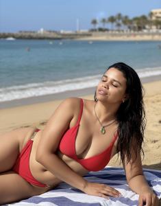 687418272: Chica busca chico en Las Palmas