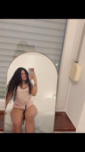 671950300: Chica busca chico en Sevilla