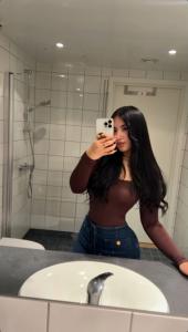 610399637: Chica busca chico en Zaragoza