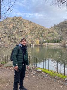 697670989: Chico busca chica en Madrid