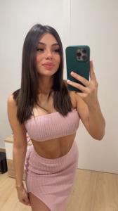 647311745: Chica busca chico en León