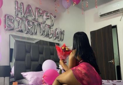 604931243: Chica busca chico en Lugo