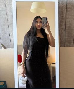 613179799: Chica busca chico en Barcelona