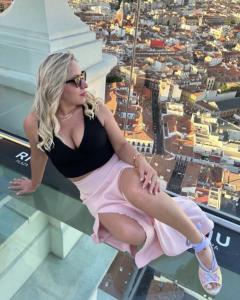 643946645: Chica busca chico en Lérida