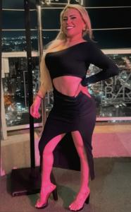 653913486: Chica busca chico en Sevilla