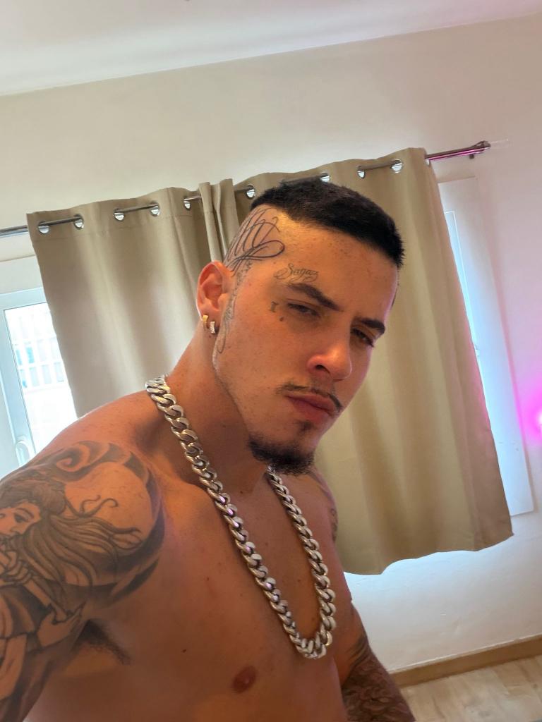 Chico busca chica en Barcelona: 