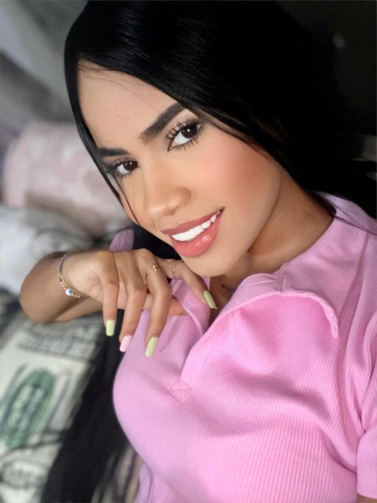 633373226: Chica busca chico en Málaga