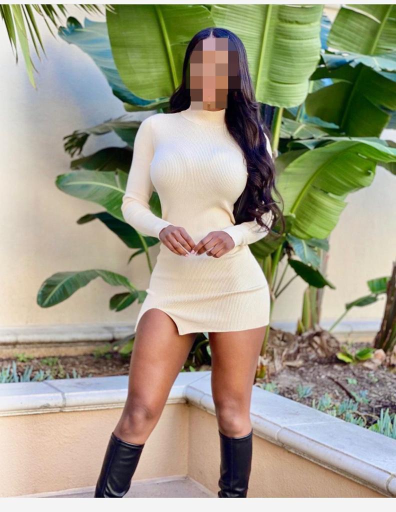 633152979: Chica busca chico en La Coruña