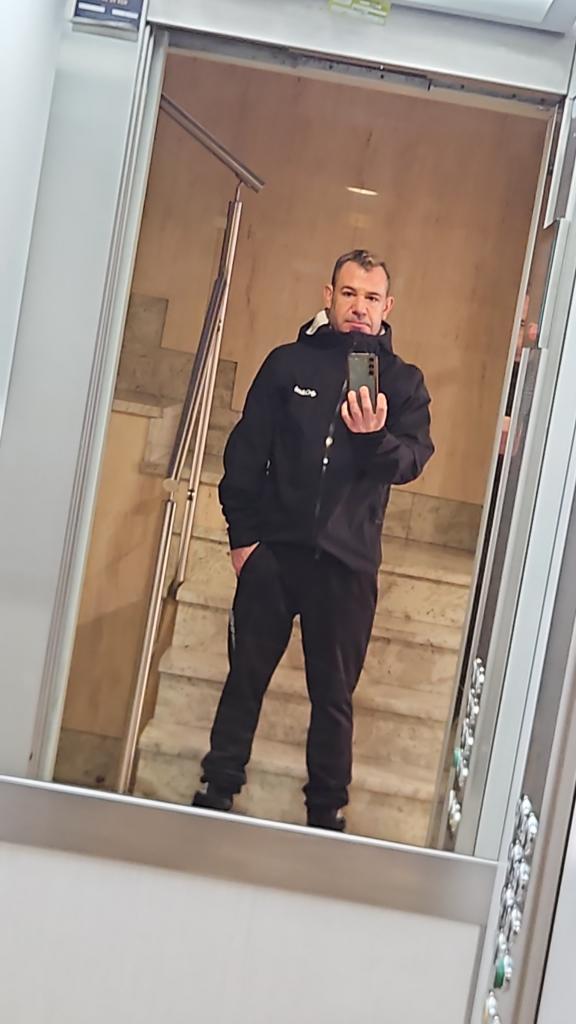 Chico busca chica en Madrid: 