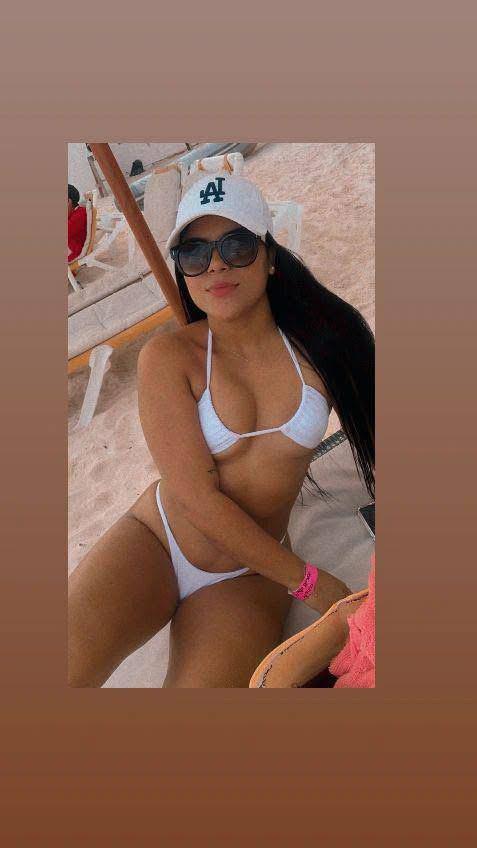 Chica busca chico en Alicante: Chica busca chico