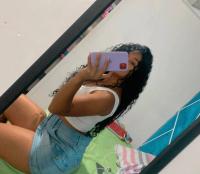 671950300: Chica busca chico en Sevilla