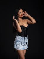 643956194: Chica busca chico en Madrid