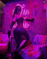 667590915: Chica busca chico en Barcelona