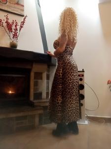 613387345: Chica busca chico en Cádiz