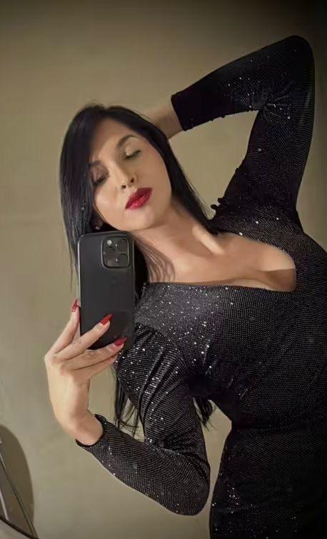 614786775: Chica busca chico en Madrid