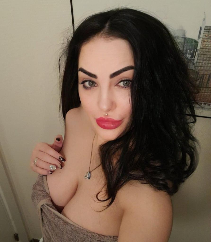 Chica busca chico en Castellón: Chica busca chico