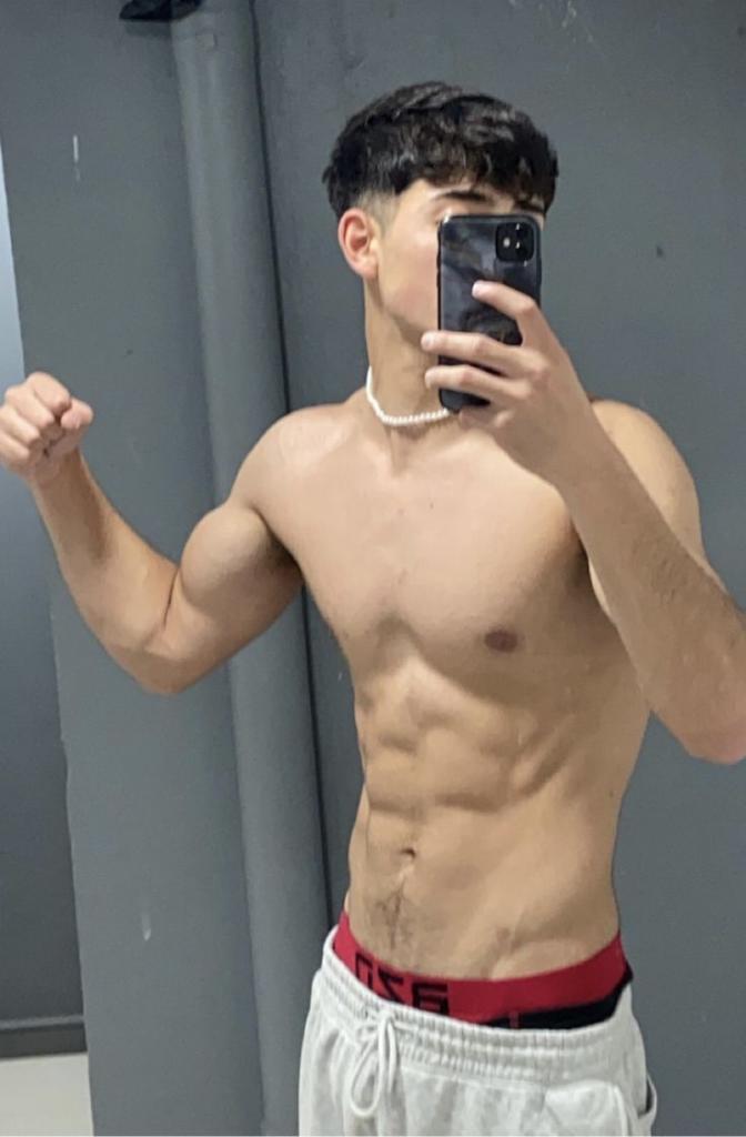 Chico busca chica en Barcelona: 