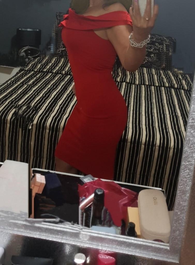 Chica busca chico en Sevilla: 