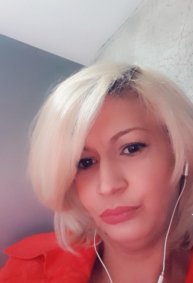 Chica busca chico en Almería: 