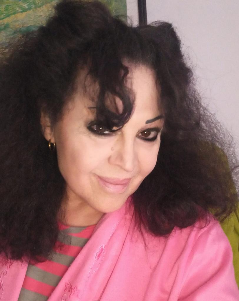 692630550: Chica busca chico en Barcelona