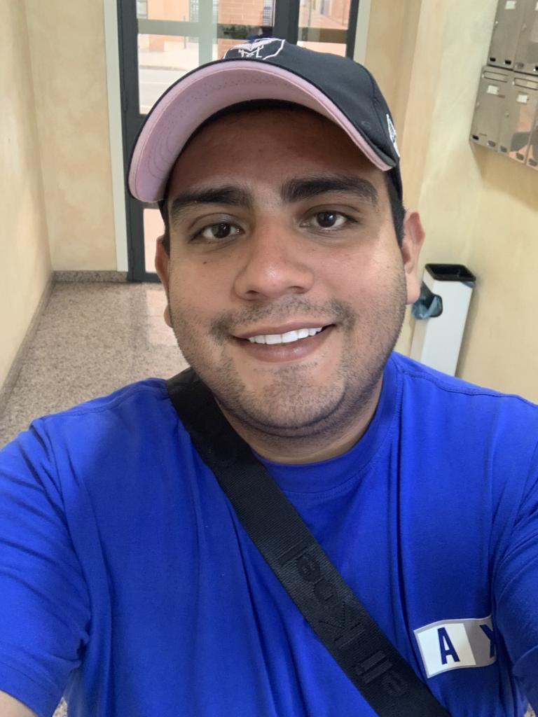 Chico busca chica en Murcia: 