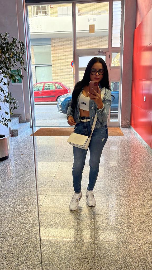 Chica busca chico en Burgos: 