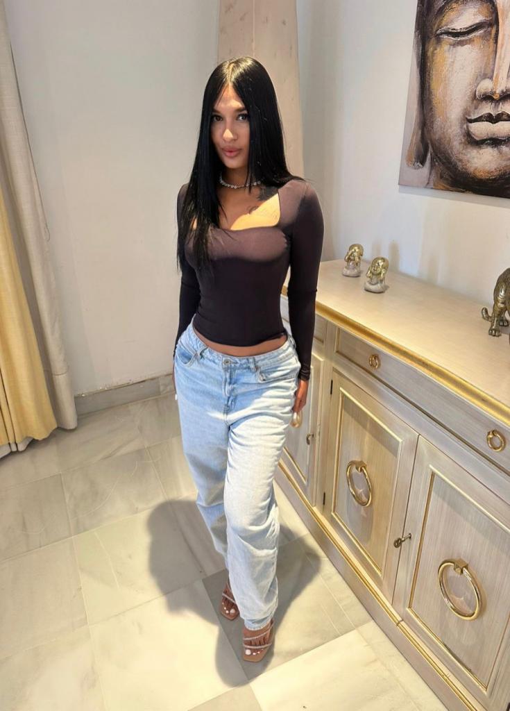 Chica busca chico en Sevilla: 