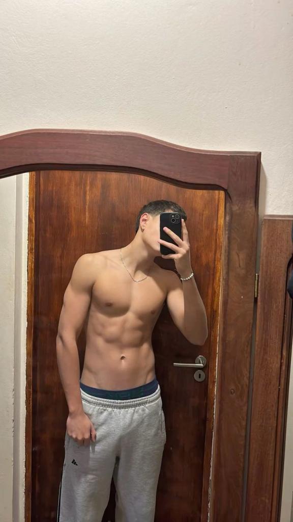 Chico busca chica en Barcelona: 