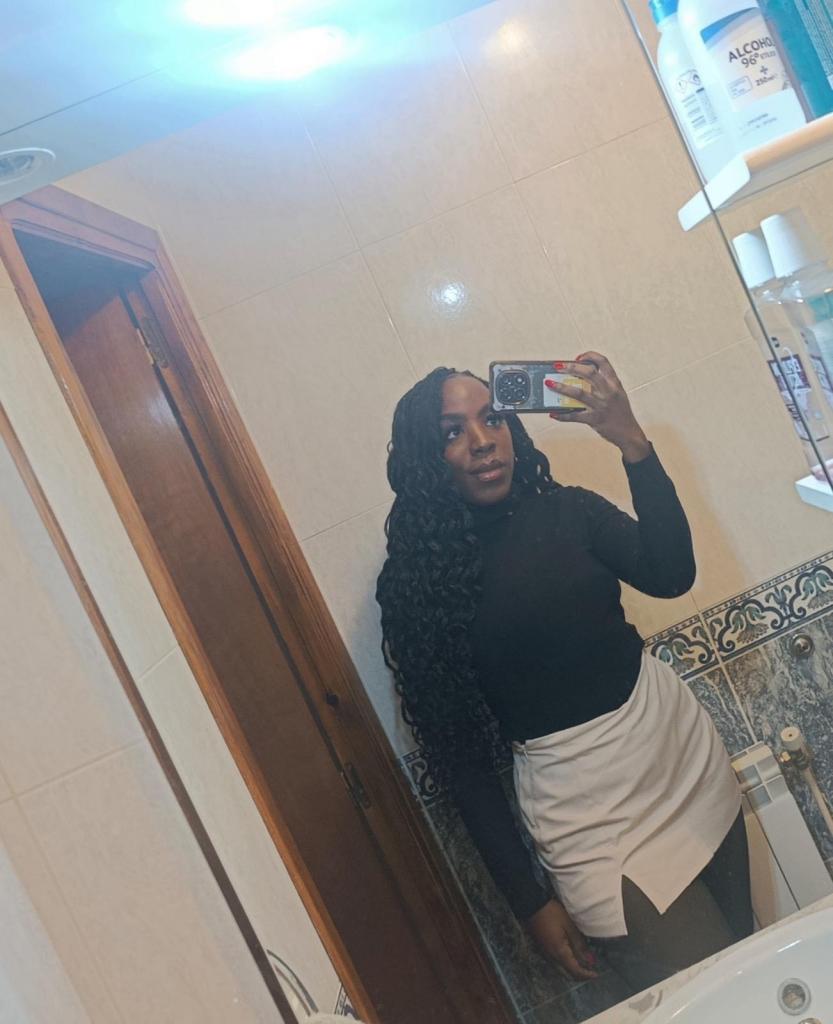 663360243: Chica busca chico en Valladolid