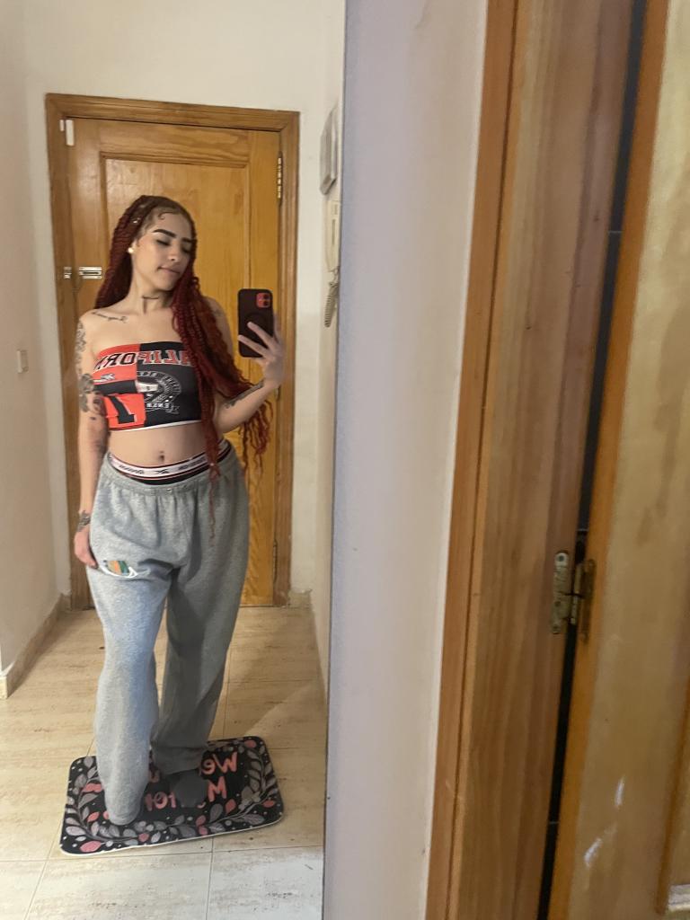 Chica busca chico en Alicante: 