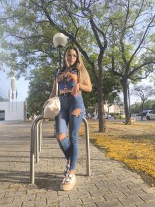 614958972: Chica busca chico en Valencia