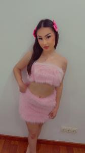 666457350: Chica busca chico en Barcelona